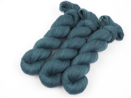 StarlessSky handgefärbte Wolle Sockenwolle hand dyed yarn sock