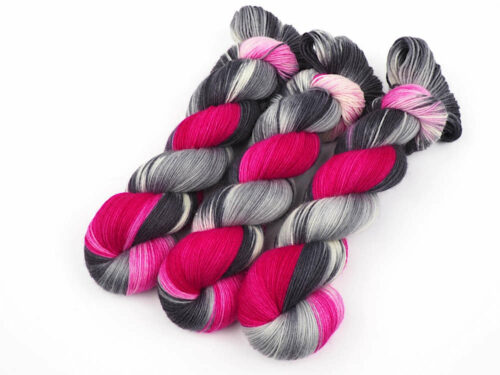 PunkGirl handgefärbte Wolle Sockenwolle hand dyed yarn sock