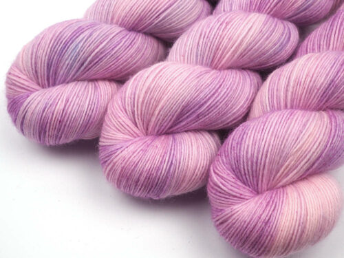 KirschBlütenFest handgefärbte Wolle Sockenwolle hand dyed yarn sock
