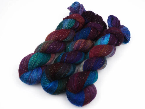 DanceOfTheNight handgefärbte Wolle Silbereffekt Sockenwolle hand dyed yarn sock sparkle