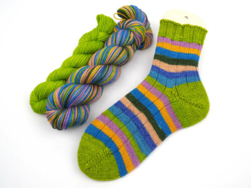 StripyBlossoms Luxus HighTwist handgefärbt handdyed sock yarn