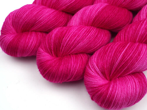 Pinky Luxus-HighTwist handgefärbt handdyed sock yarn