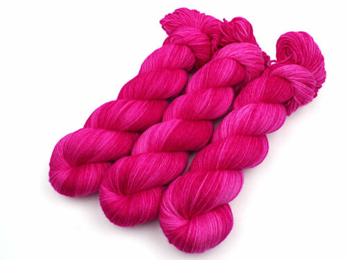 Pinky Luxus-HighTwist handgefärbt handdyed sock yarn