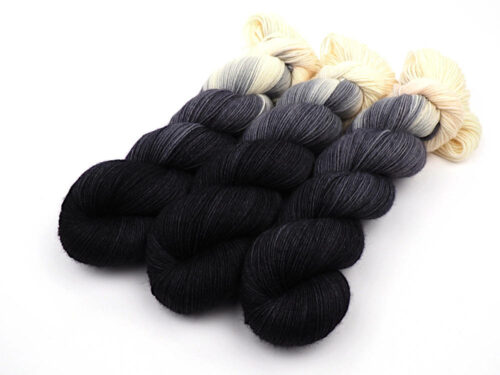 LichtUndSchatten handgefärbte Wolle Sockenwolle hand dyed yarn sock